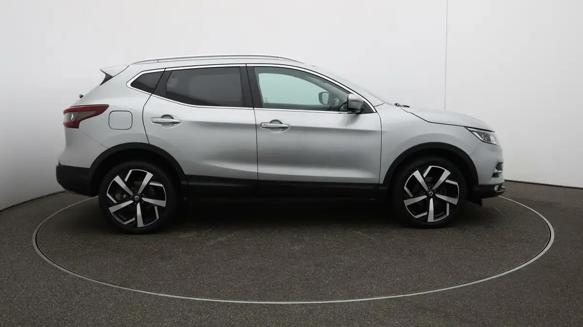 2021-nissan-qashqai-13-dig-t-n-motion-140ps-big-47