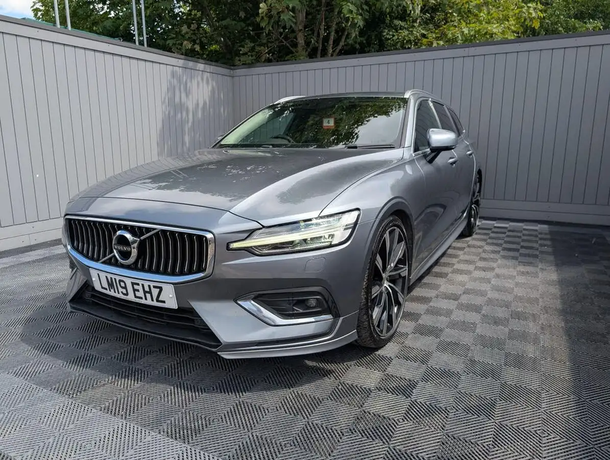 2019-volvo-v60-20td-d4-inscription-geartronic-big-14