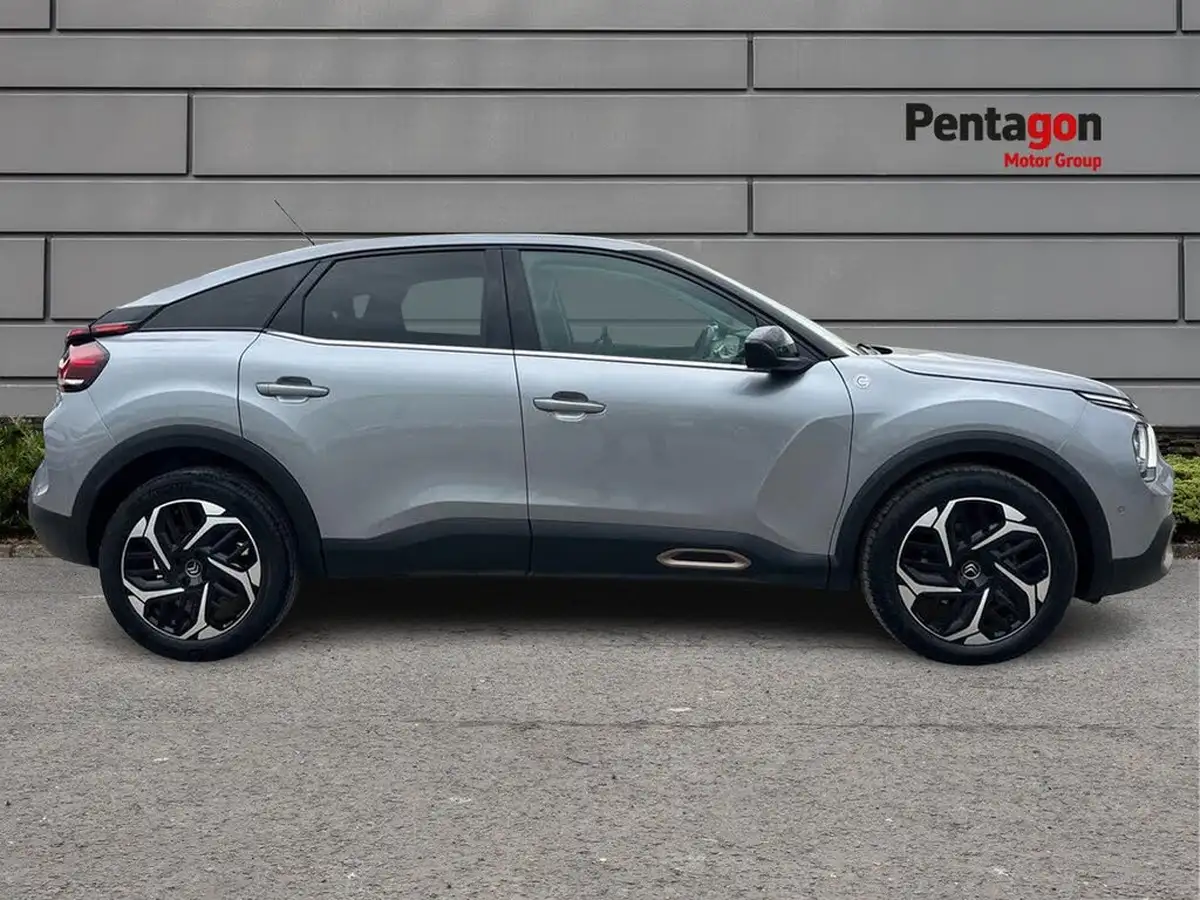 2022-citroen-c4-12-puretech-c-series-edition-big-13