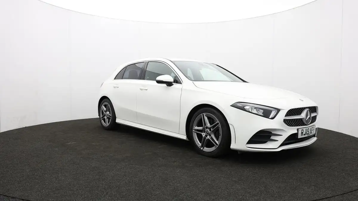 2019-mercedes-benz-a-class-20-a220-amg-line-hatchback-5d-big-50