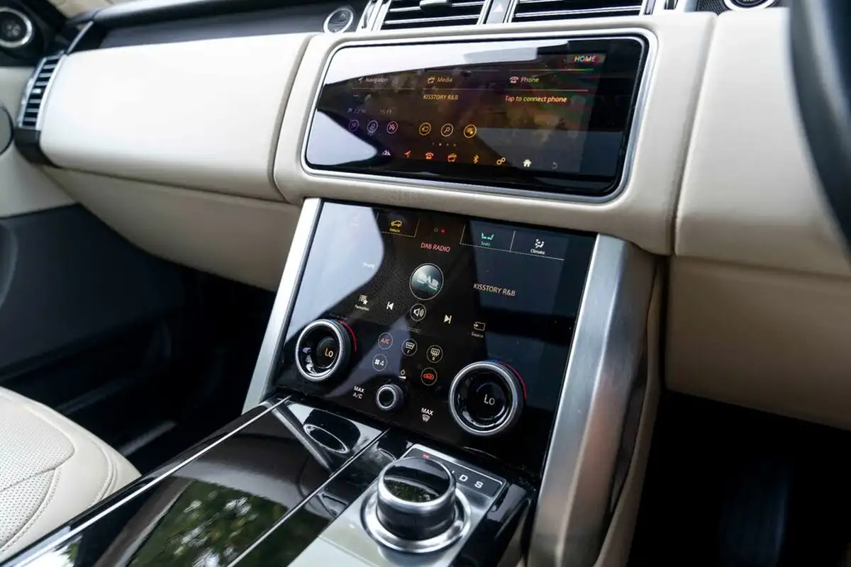 2020-land-rover-range-rover-30-sdv6-westminster-big-16