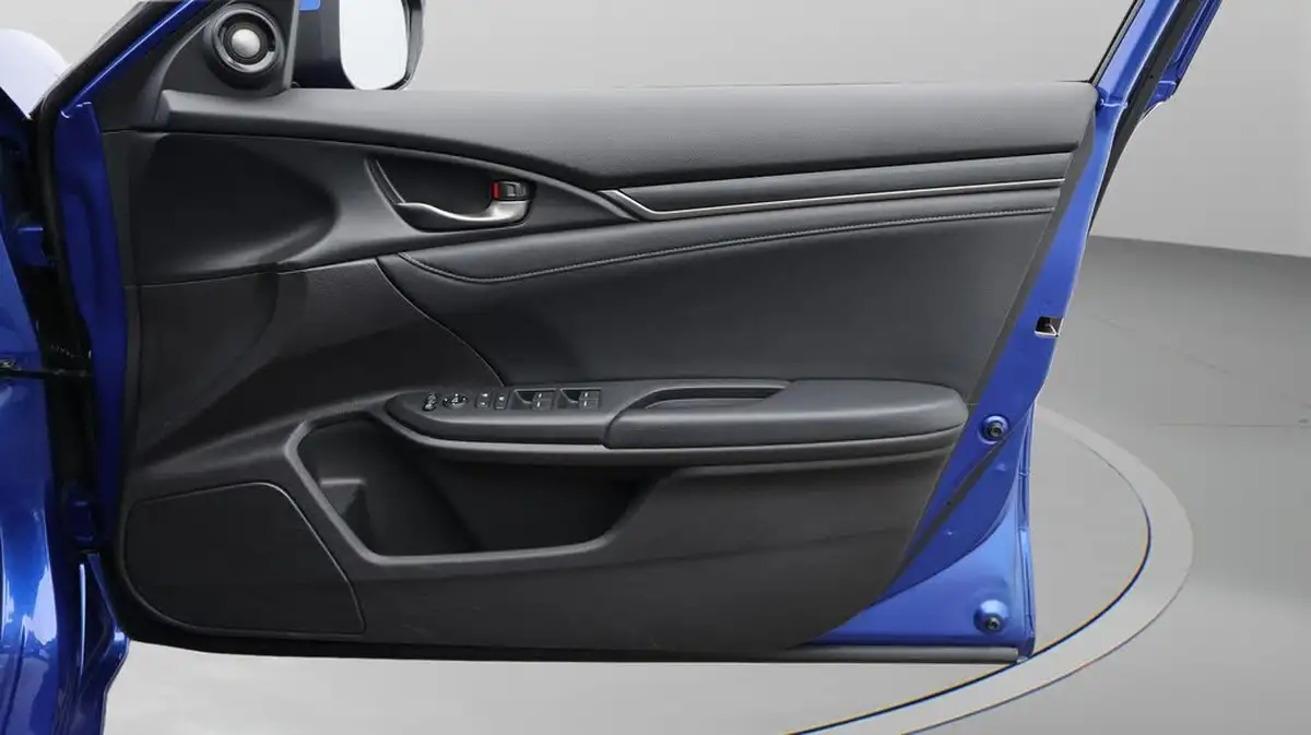 2020-honda-civic-16-i-dtec-ex-ss-hatchback-5d-big-15
