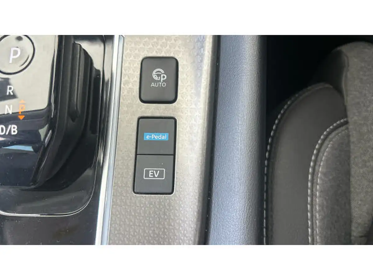 2024-nissan-qashqai-15-n-connecta-glass-roof-pack-big-28