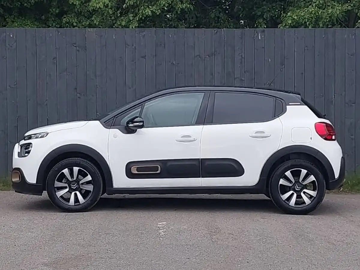 2022-citroen-c3-12-puretech-c-series-edition-83ps-ss-big-3