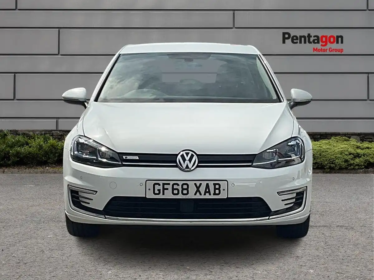 2018-volkswagen-golf-e-e-golf-big-15