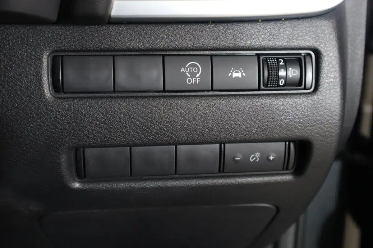2023-nissan-qashqai-13-dig-t-n-connecta-160ps-auto-big-23
