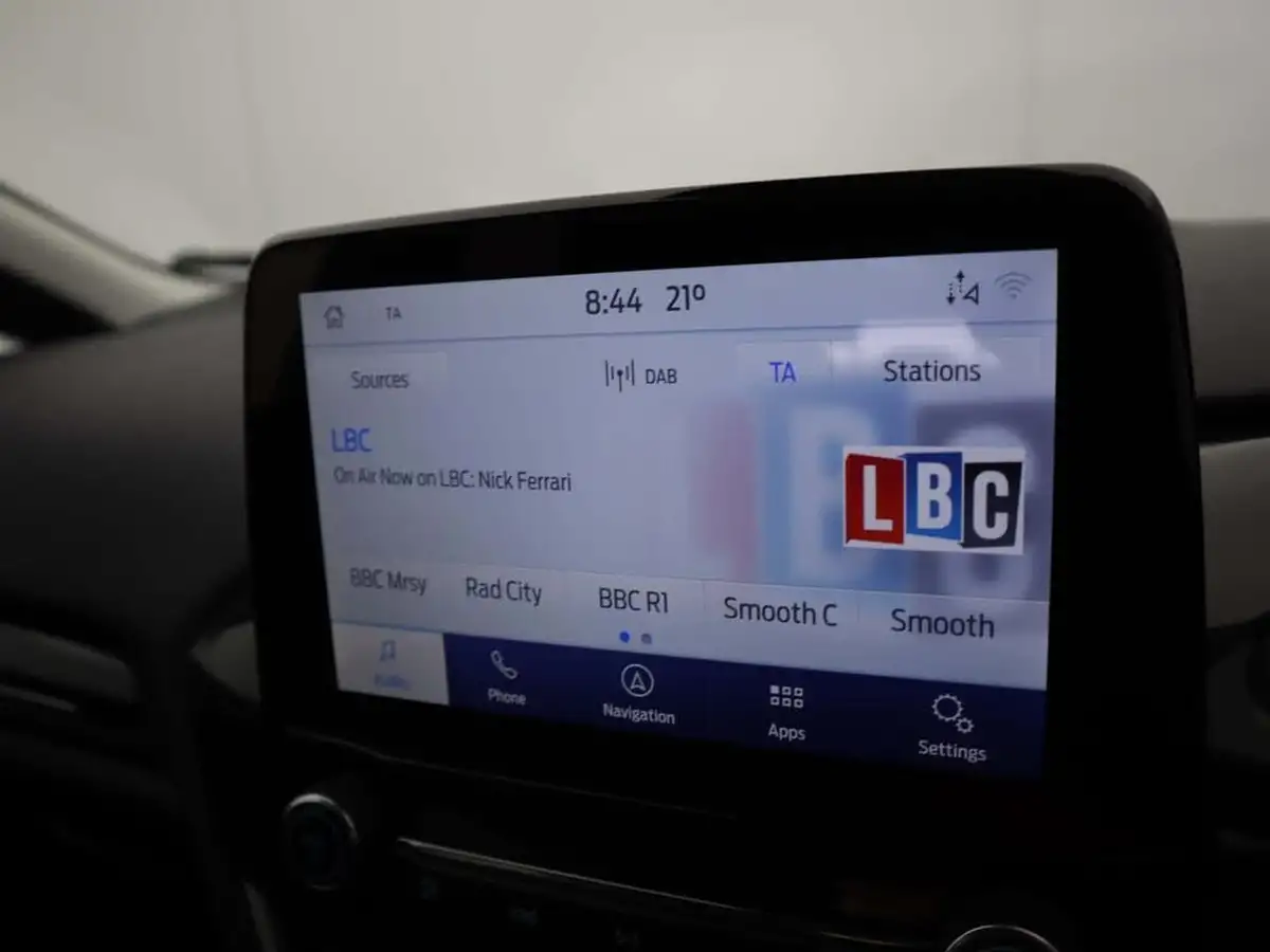 2022-ford-fiesta-10t-active-125ps-hybrid-mhev-powershift-big-18