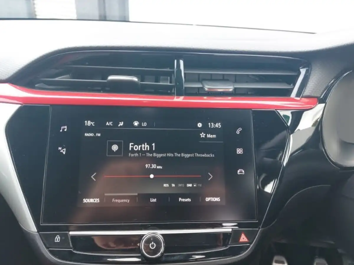 2022-vauxhall-corsa-12-turbo-gs-line-100ps-big-9