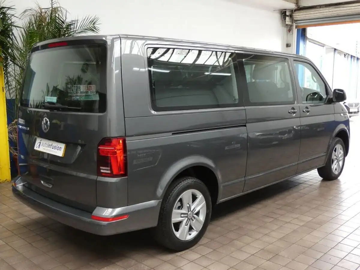 2021-volkswagen-transporter-shuttle-20tdi-t32-se-bmt-lwb-150ps-eu6dt-e-dsg-big-32