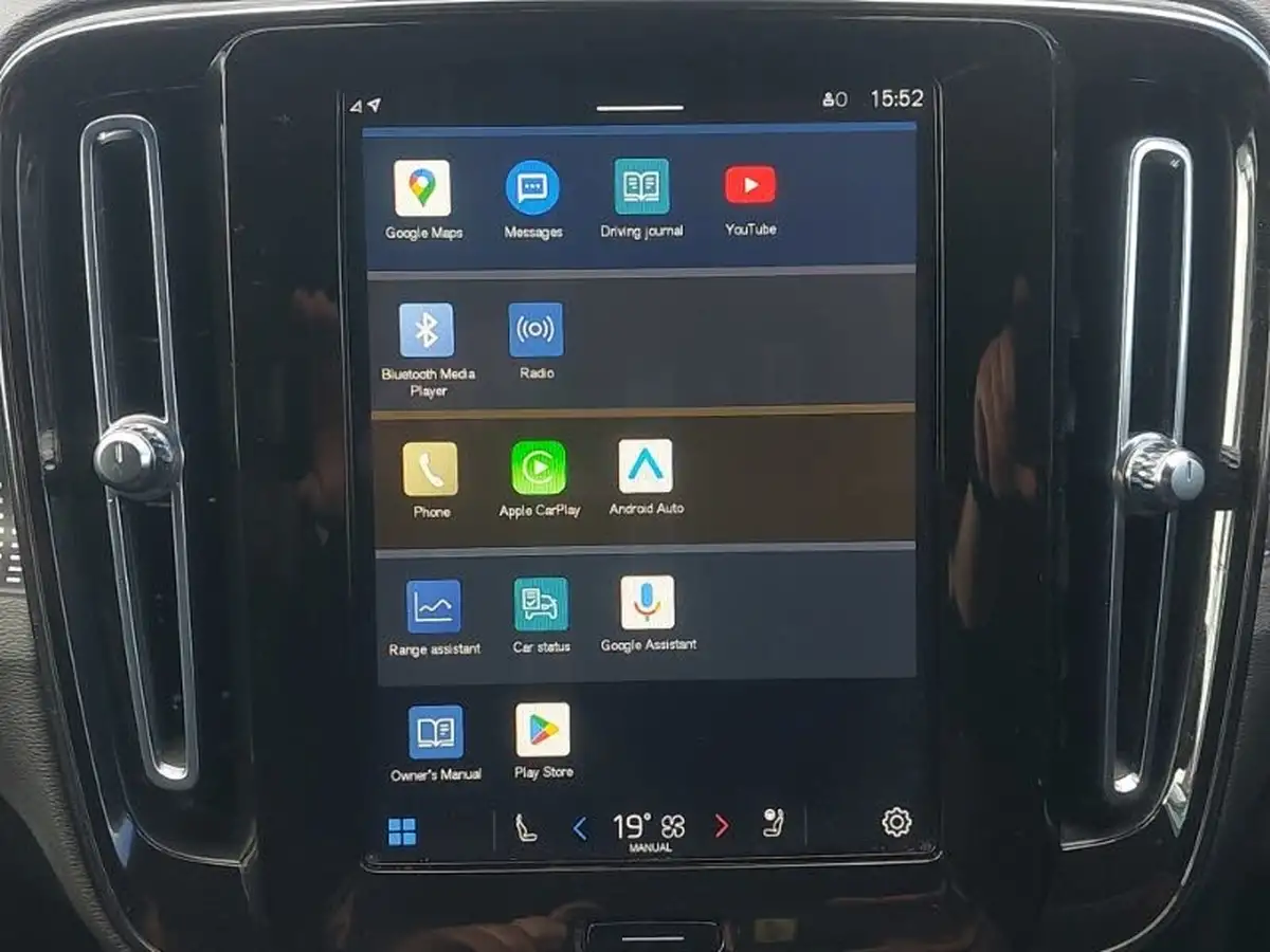 2022-volvo-xc40-e-recharge-plus-228bhp-big-17