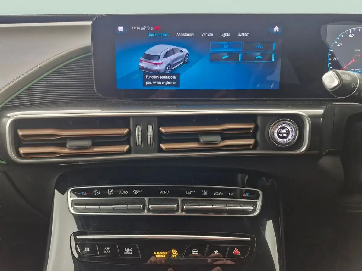2021-mercedes-benz-eqc-e-eqc-400-sport-big-21