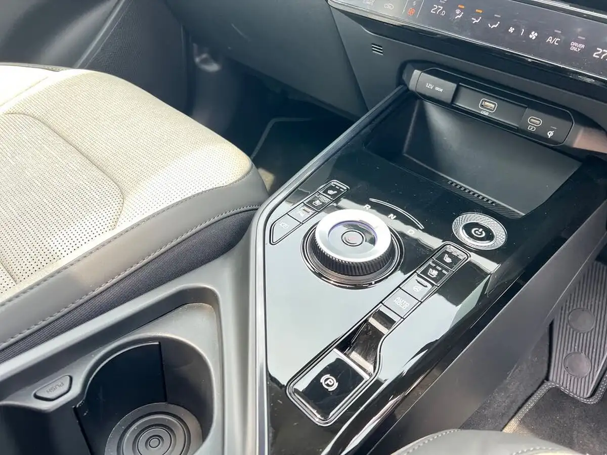 2025-kia-niro-ev-e-4-big-14