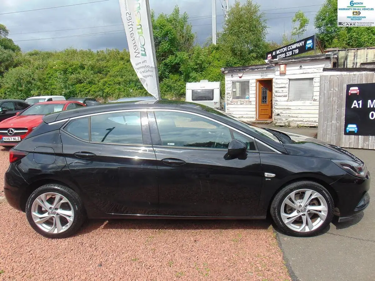 2017-vauxhall-astra-16cdti-sri-nav-136ps-ss-hatchback-big-1
