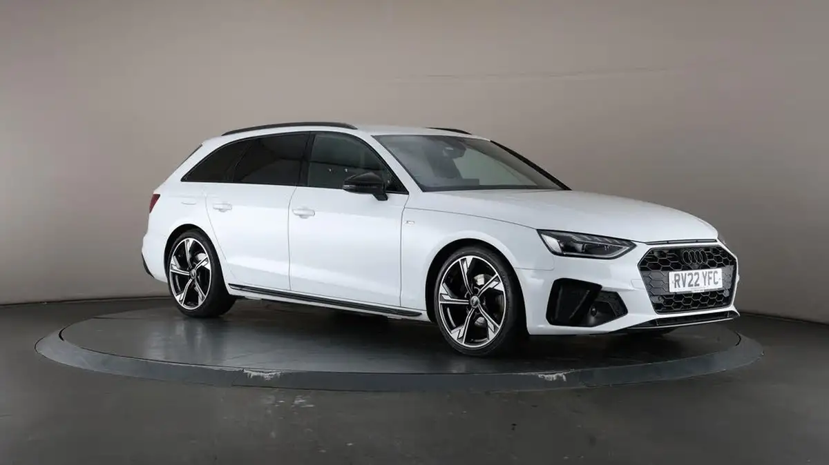 2022-audi-a4-avant-20-35-tfsi-black-edition-s-tronic-big-54