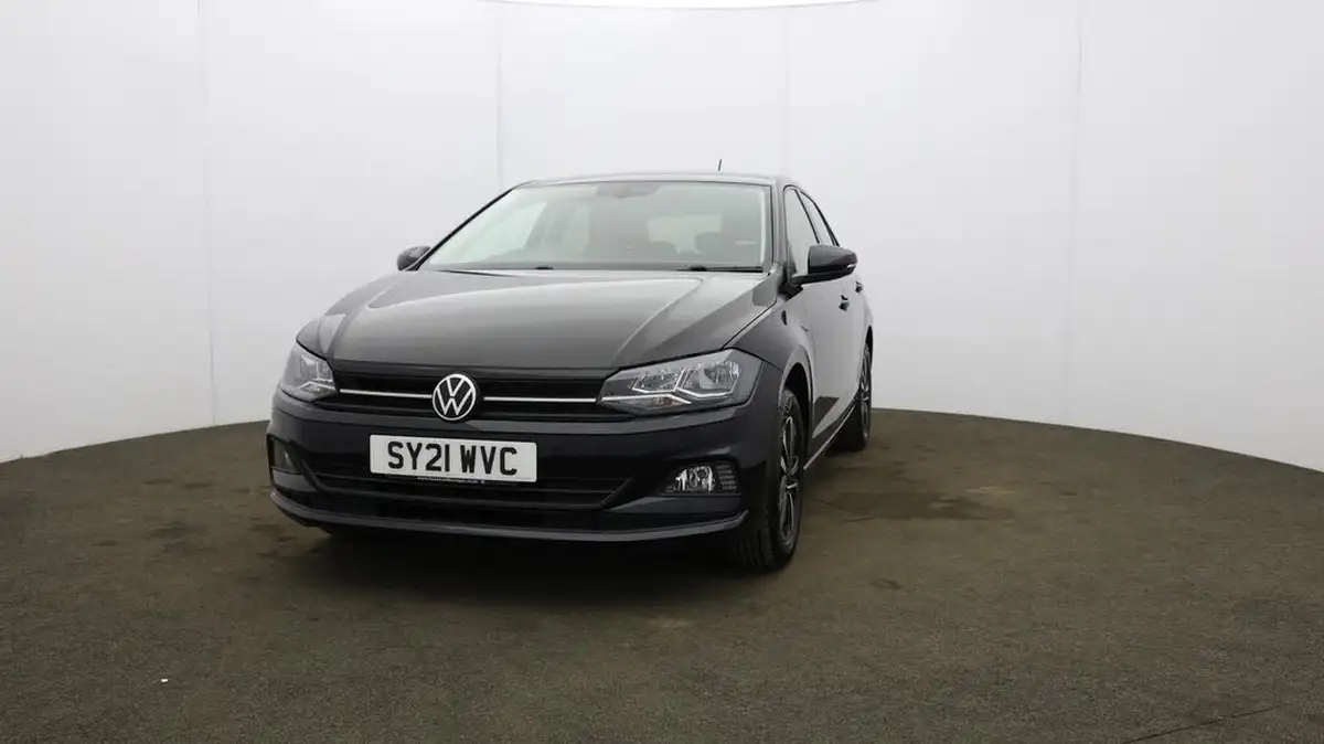 2021-volkswagen-polo-10-united-big-32