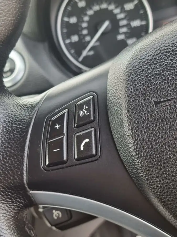 2011-bmw-1-series-20-120i-sport-coupe-auto-big-22