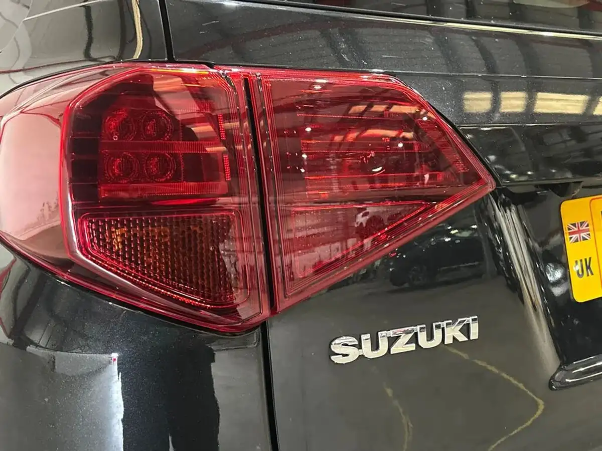 2023-suzuki-vitara-14-boosterjet-sz5-allgrip-big-31