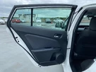 2019-toyota-prius-small-43