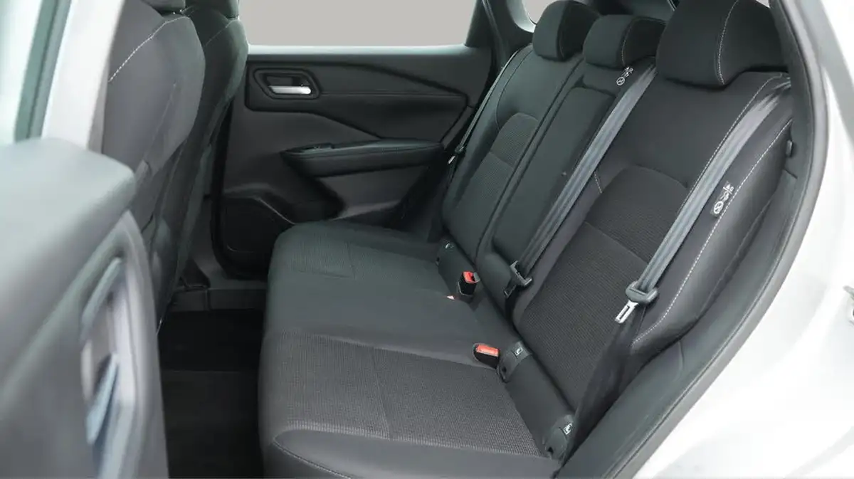 2022-nissan-qashqai-13-dig-t-acenta-premium-140ps-big-16