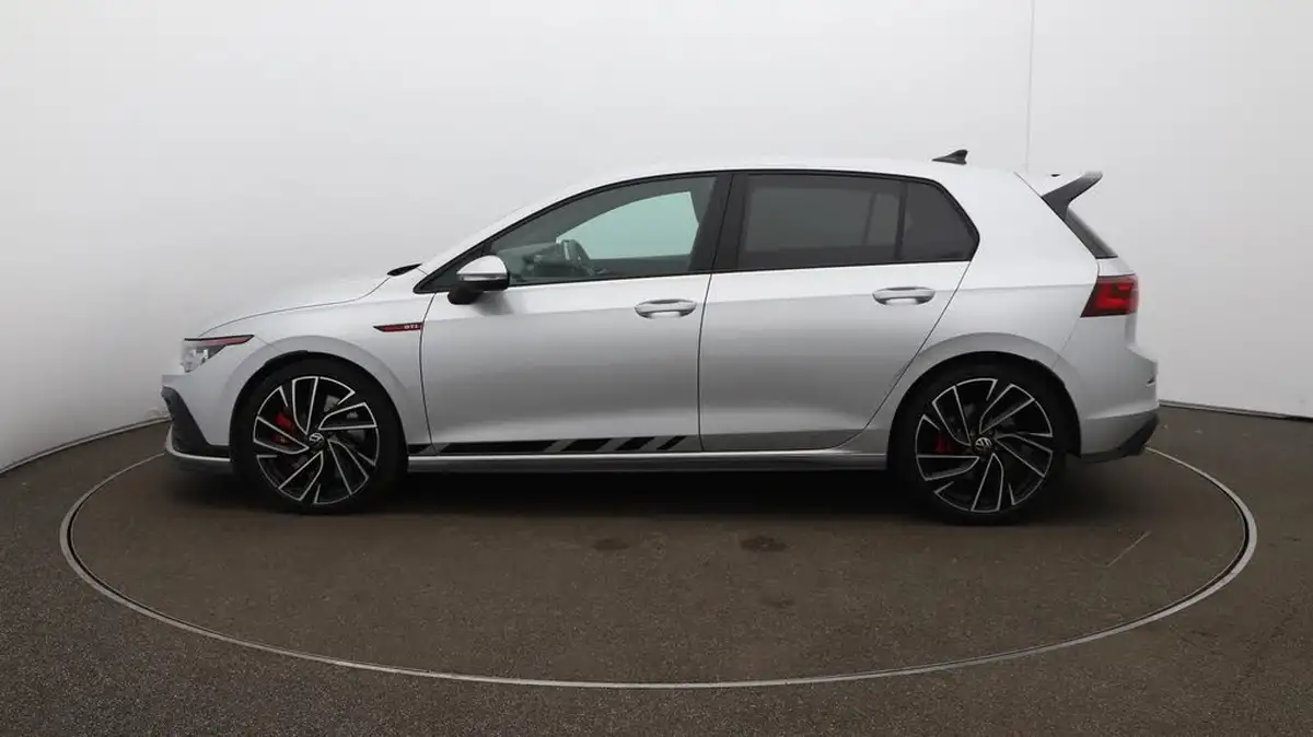 2023-volkswagen-golf-20-tsi-gti-clubsport-big-65