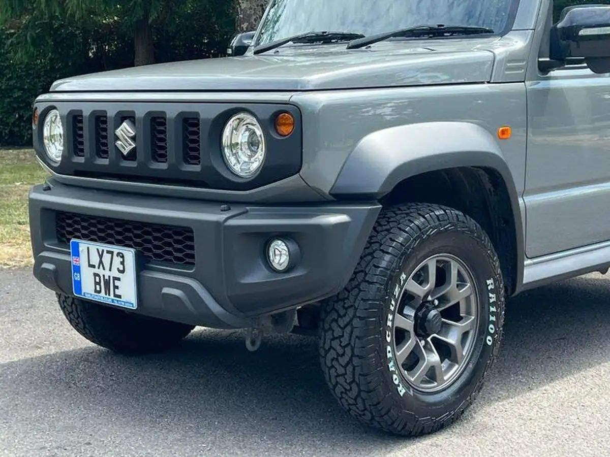 2024-suzuki-jimny-big-12