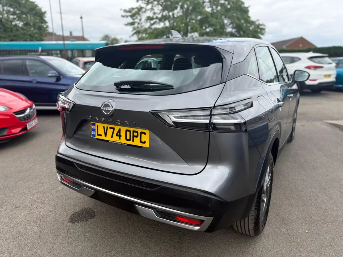 2024-nissan-qashqai-13-dig-t-acenta-premium-158ps-mild-hybrid-xtronic-big-12