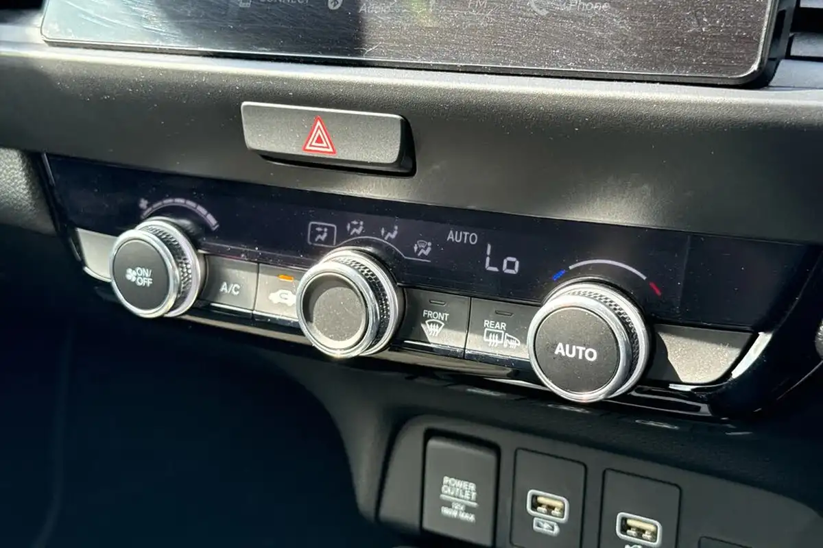 2021-honda-jazz-15-i-mmd-sr-109ps-big-18
