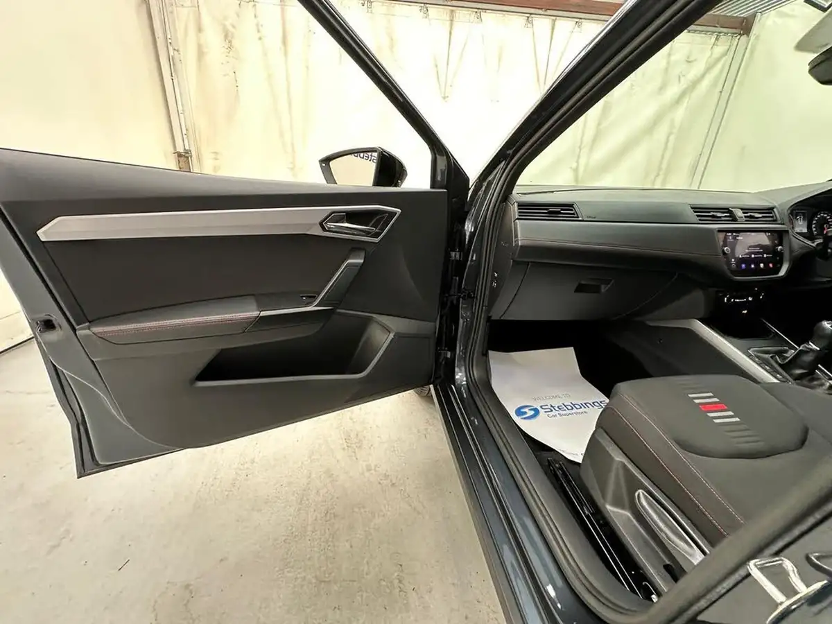 2020-seat-arona-10-tsi-fr-110ps-big-31