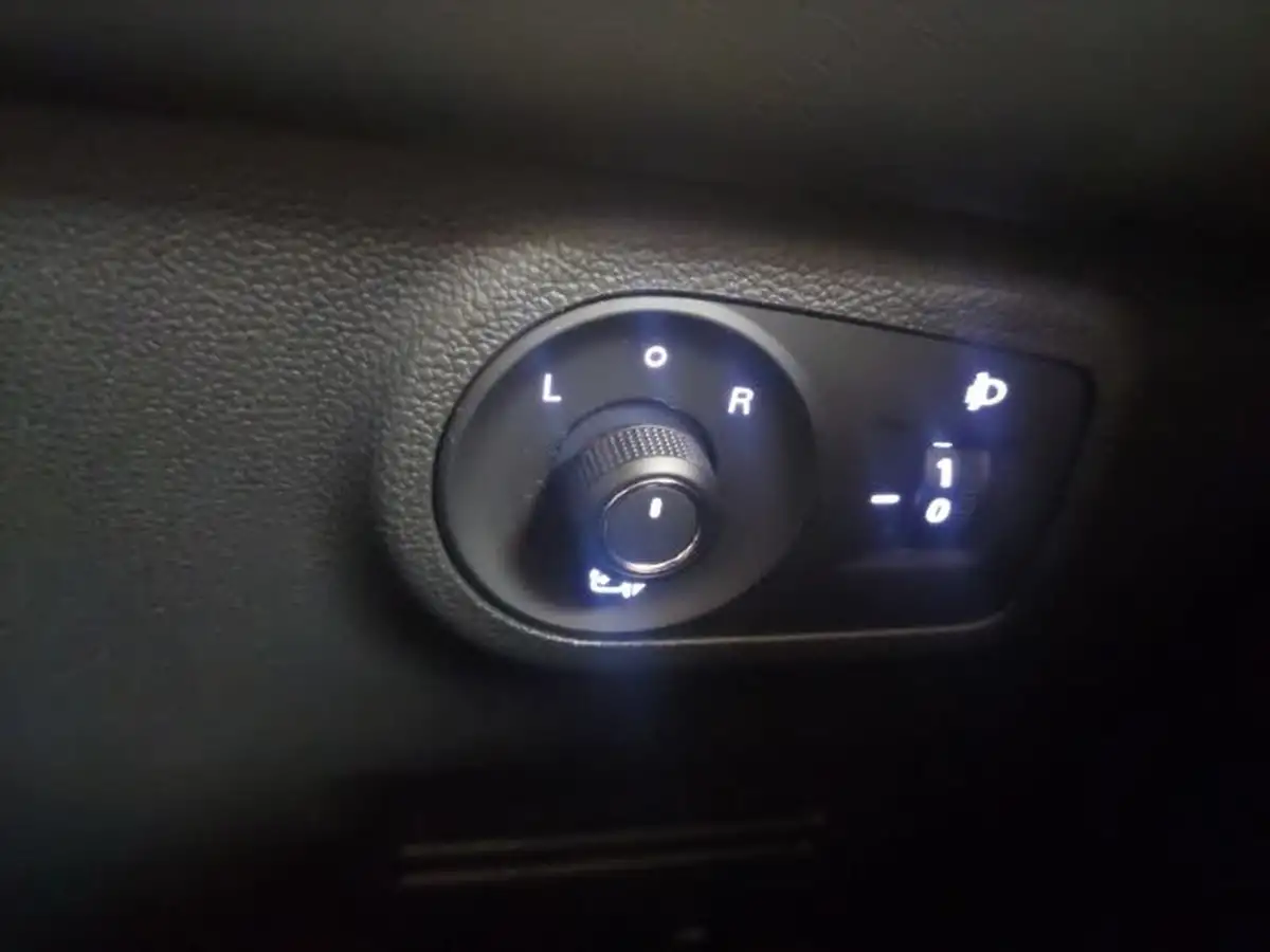 2021-mg-zs-suv-10t-gdi-exclusive-big-17