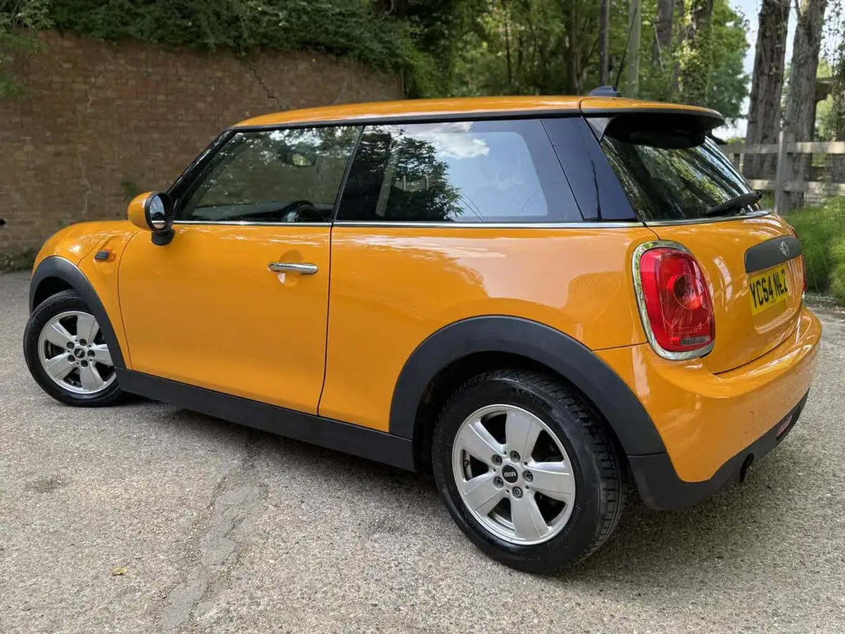 2014-mini-cooper-12-one-media-xlss-3d-big-21