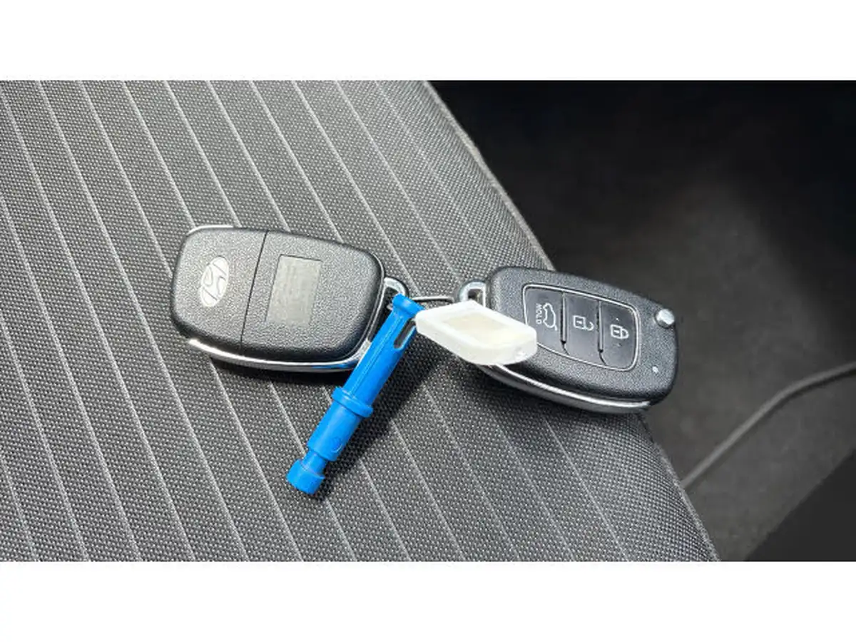 2022-hyundai-i20-10-t-gdi-se-connect-eclutch-imt-big-19