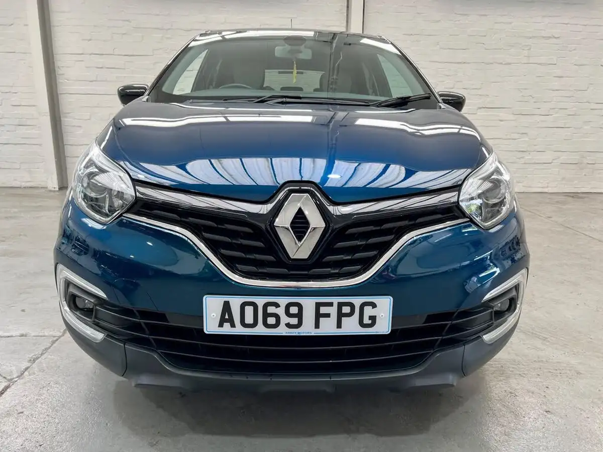 2019-renault-captur-13-tce-iconic-130bhp-ss-big-3