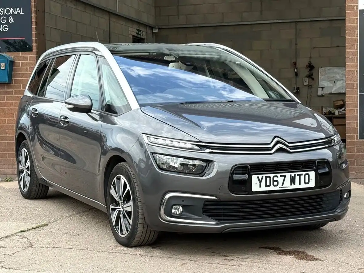 2017-citroen-grand-c4-picasso-16bluehdi-flair-big-18