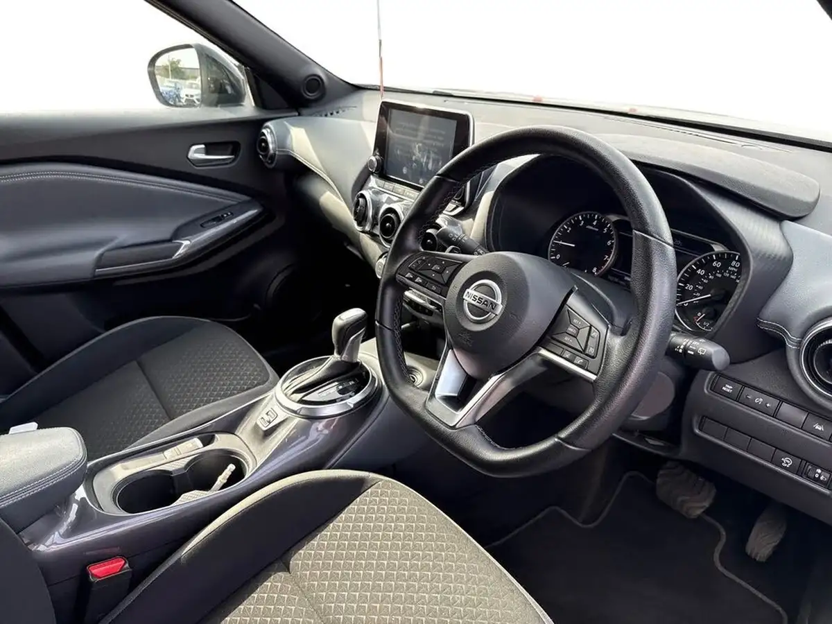 2021-nissan-juke-10-dig-t-n-connecta-dct-big-5