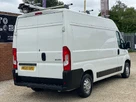 2020-peugeot-boxer-20-bluehdi-professional-335-l2h2-small-3