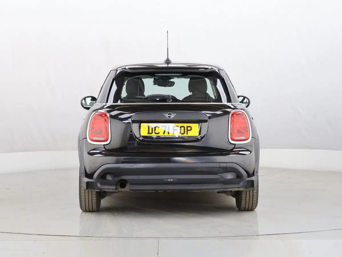 2022-mini-cooper-15-one-classic-5d-auto-big-8