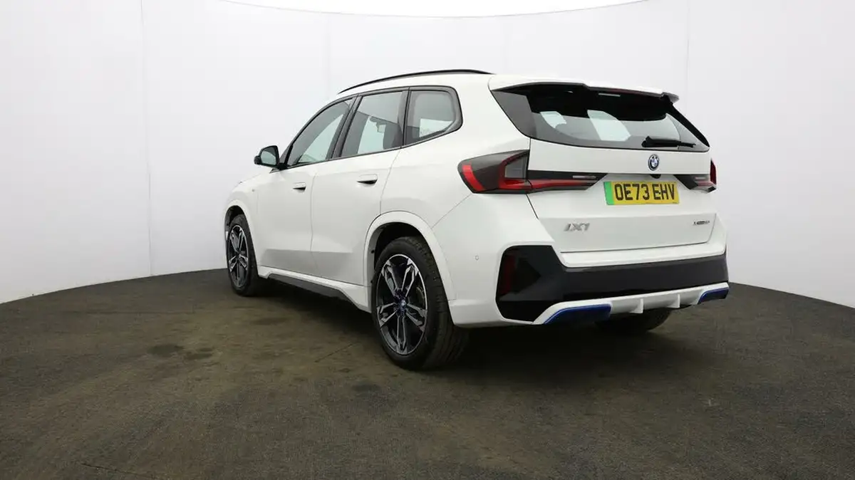 2023-bmw-ix1-e-xdrive30-m-sport-pro-packtech-plus-pack-big-36