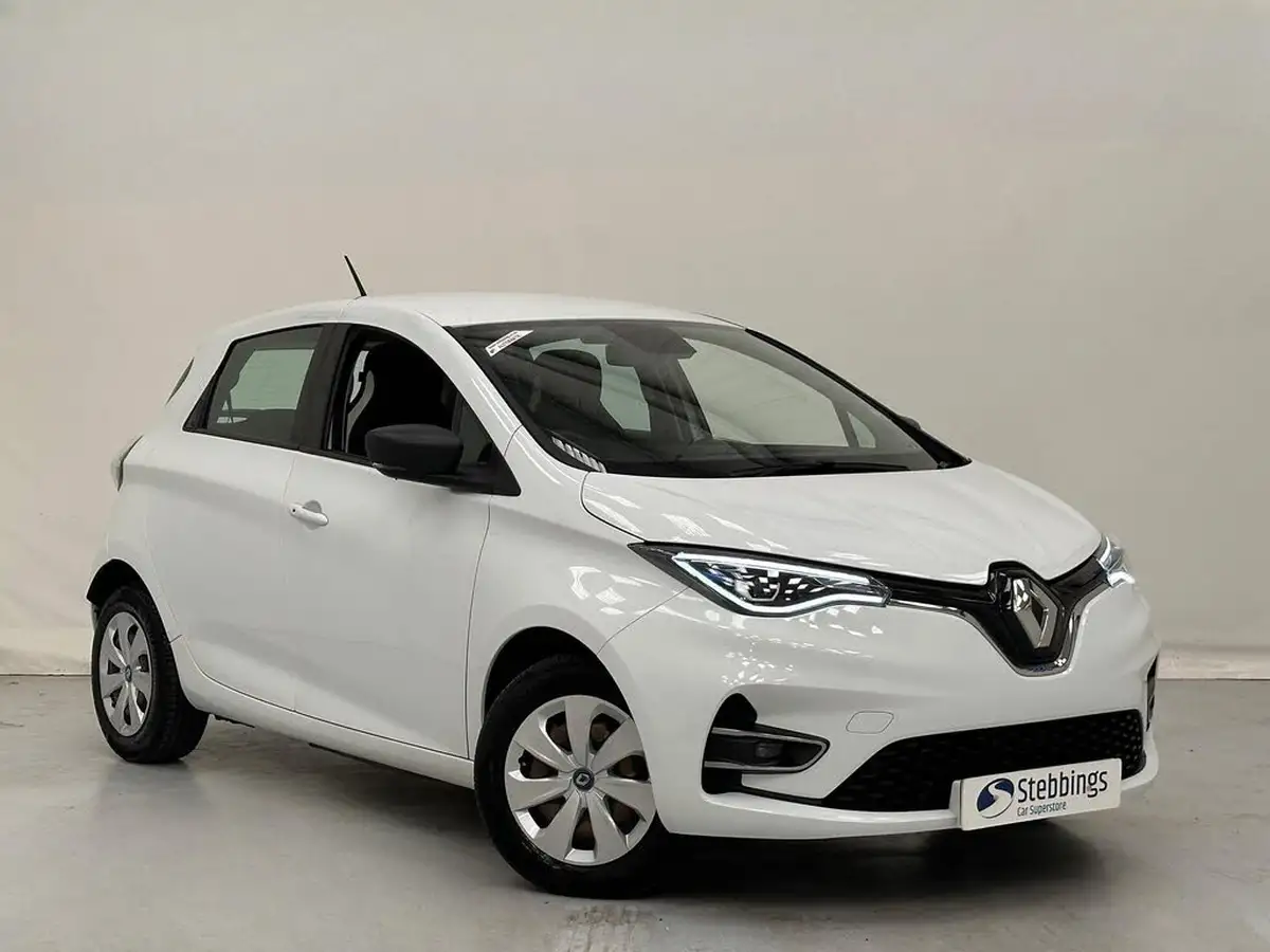 2021-renault-zoe-e-i-play-big-0