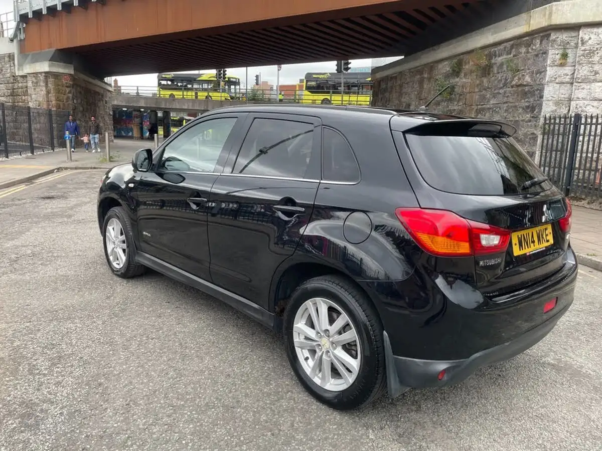 2014-mitsubishi-asx-18td-4wd-big-6