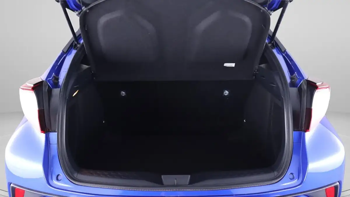 2021-toyota-c-hr-18-vvt-i-icon-big-16