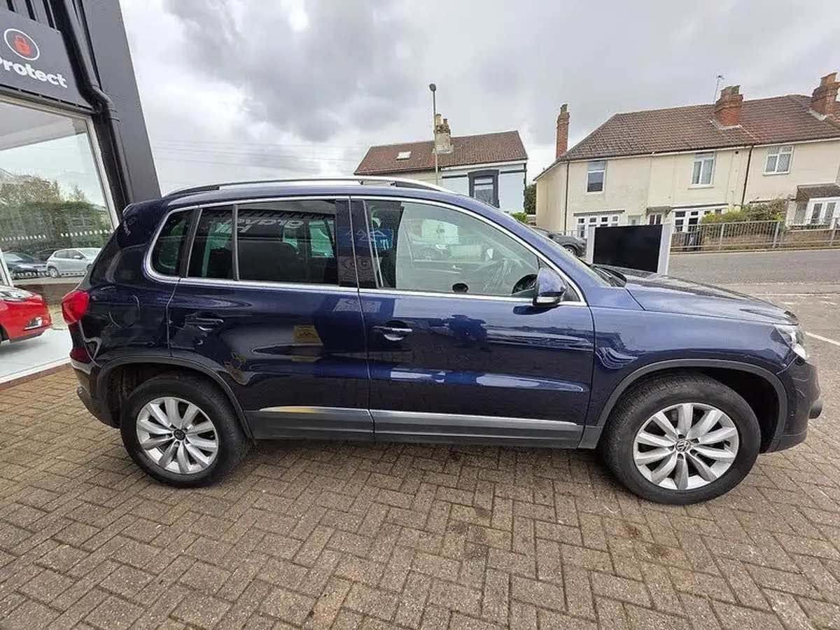 2015-volkswagen-tiguan-20tdi-match-150ps-4wd-bmt-dsg-big-7