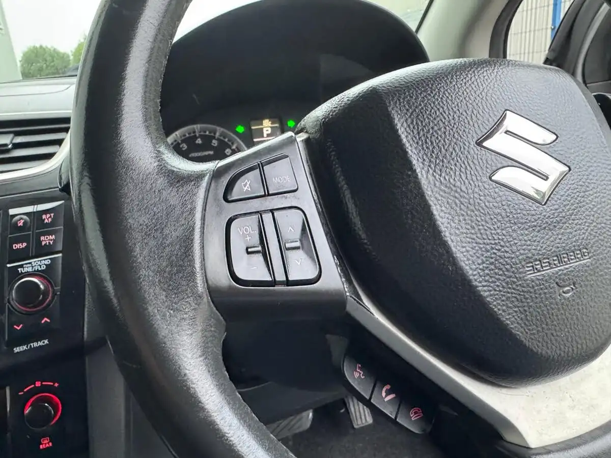 2010-suzuki-swift-12-sz4-5d-auto-big-33