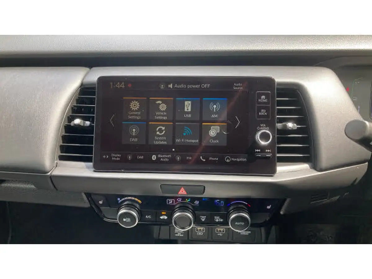 2023-honda-jazz-15-i-mmd-advance-big-15