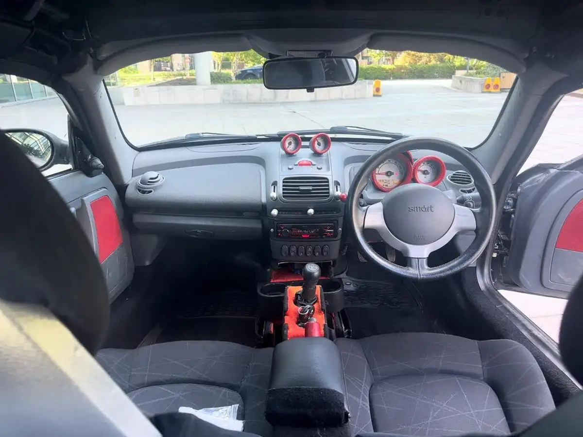 2005-smart-roadster-07-big-11