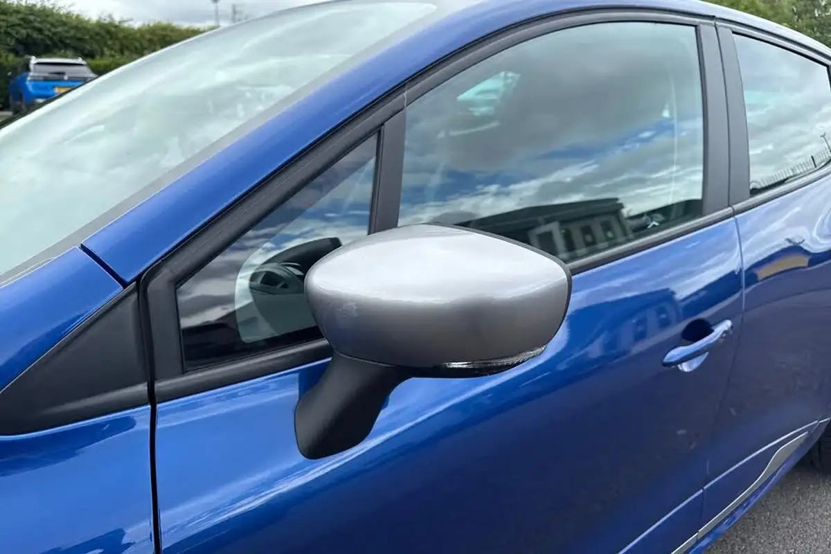 2019-renault-clio-09-tce-gt-line-big-28
