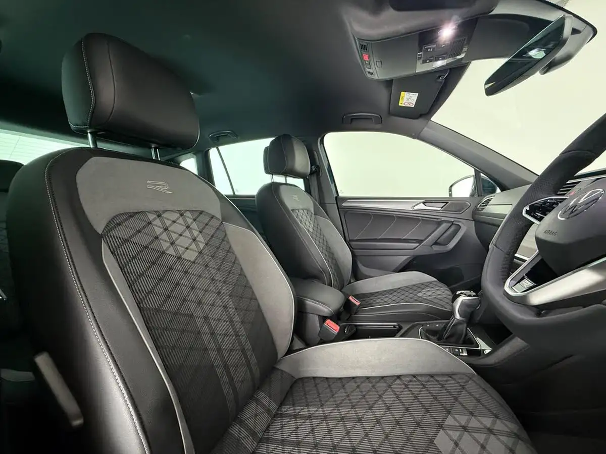2021-volkswagen-tiguan-15-tsi-r-line-big-13