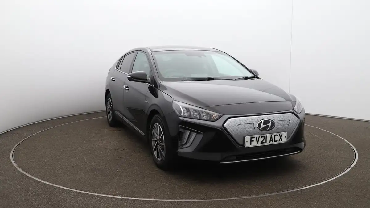 2021-hyundai-ioniq-e-premium-se-electric-100kw-big-37