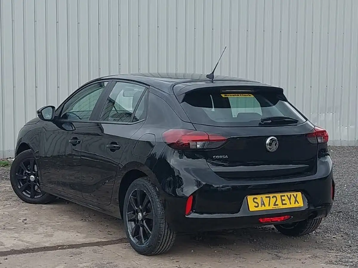 2022-vauxhall-corsa-12i-design-big-1