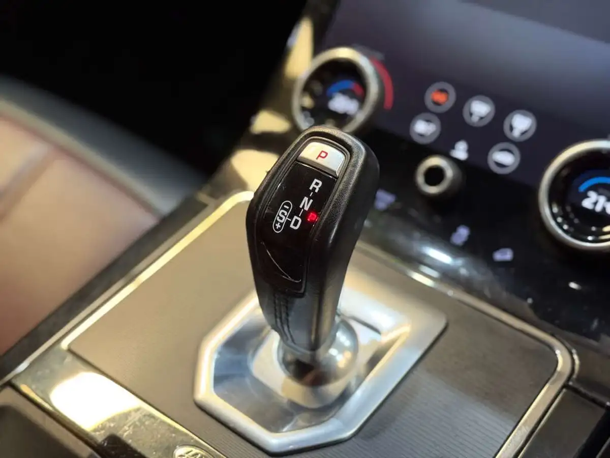 2020-land-rover-range-rover-evoque-20-d180-r-dynamic-hse-big-53