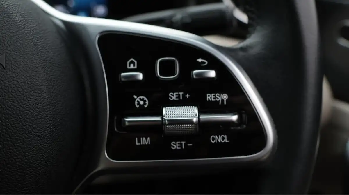 2022-mercedes-benz-a-class-13-a180-sport-executive-edition-saloon-4d-7g-dct-big-25